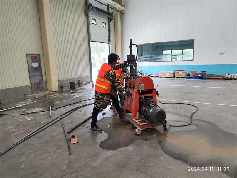 舟山厂房地面下沉塌陷注浆加固施工